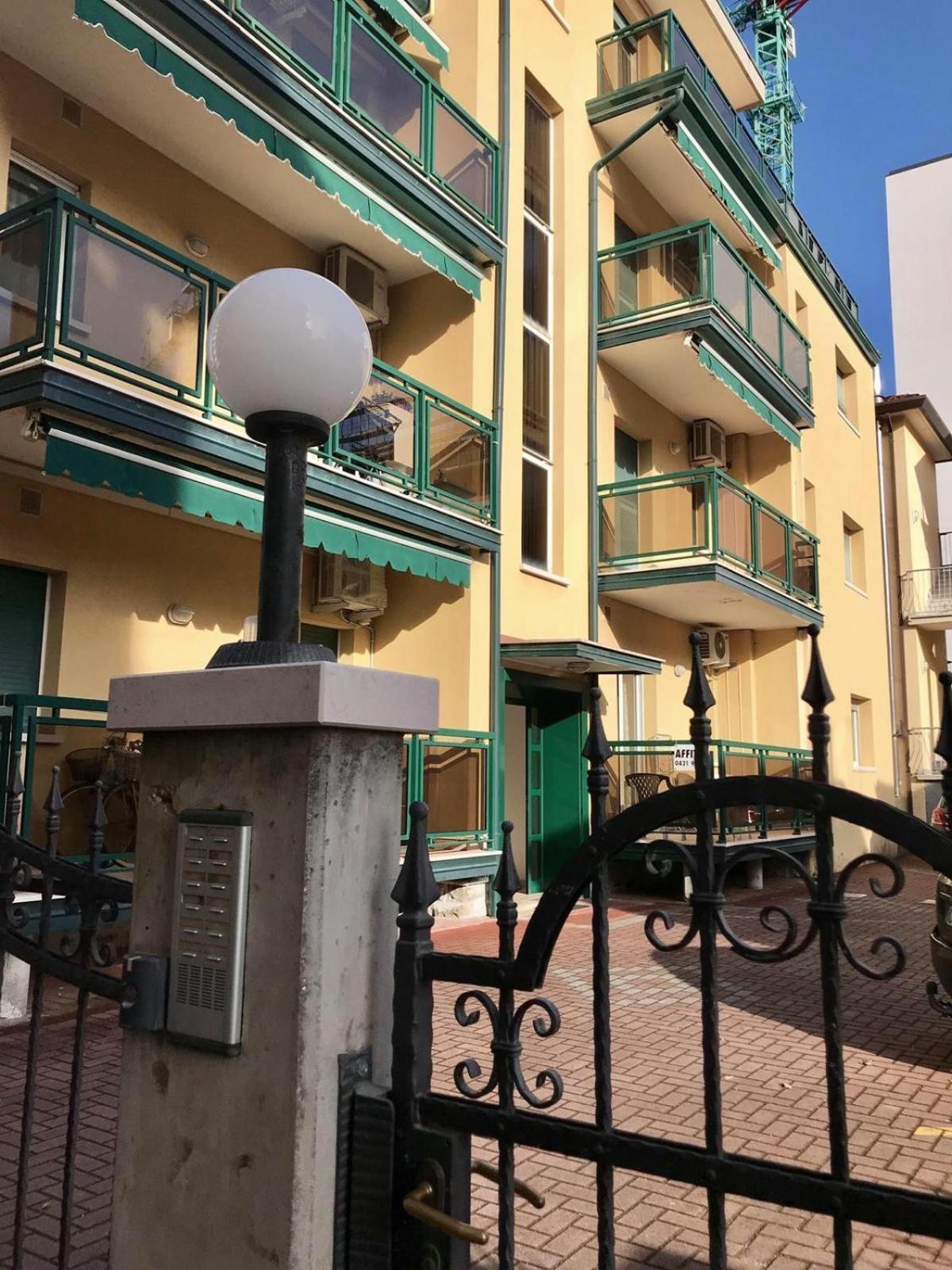 App4Rent - Villa Mimosa - Family Apartment Lido di Jesolo Eksteriør billede