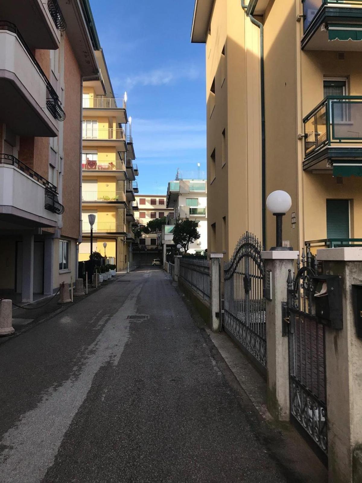 App4Rent - Villa Mimosa - Family Apartment Lido di Jesolo Eksteriør billede