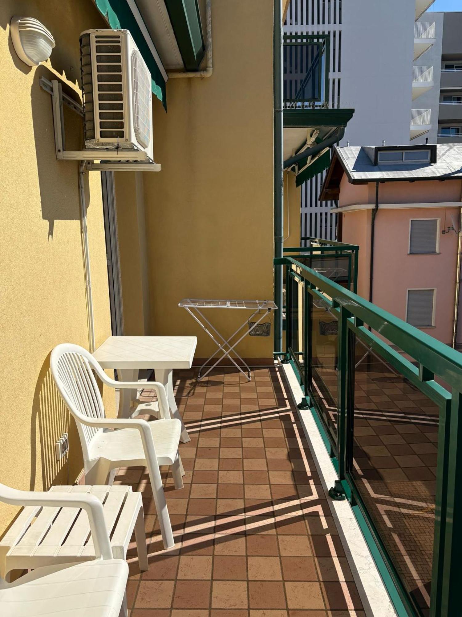 App4Rent - Villa Mimosa - Family Apartment Lido di Jesolo Eksteriør billede