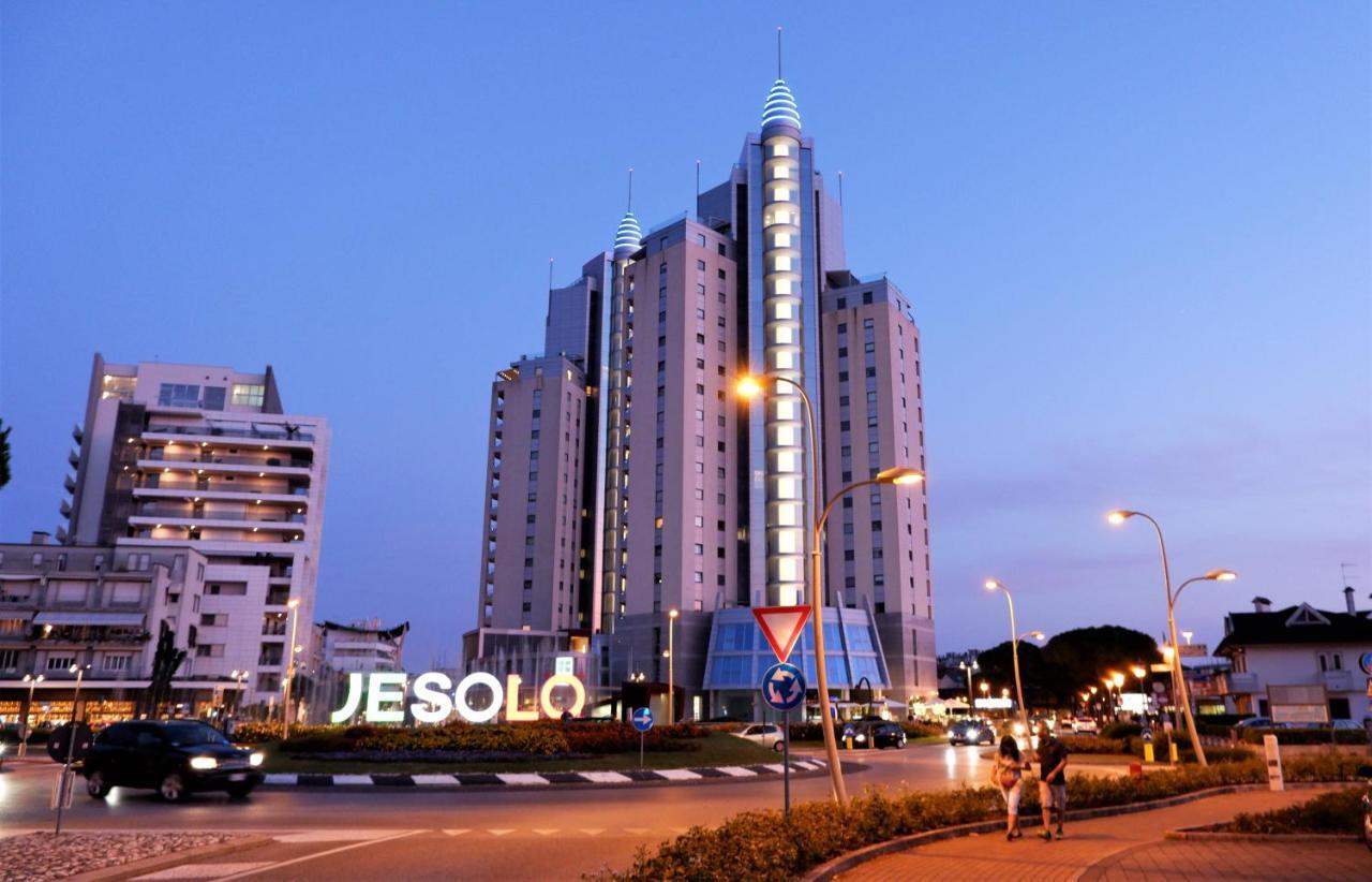 App4Rent - Villa Mimosa - Family Apartment Lido di Jesolo Eksteriør billede